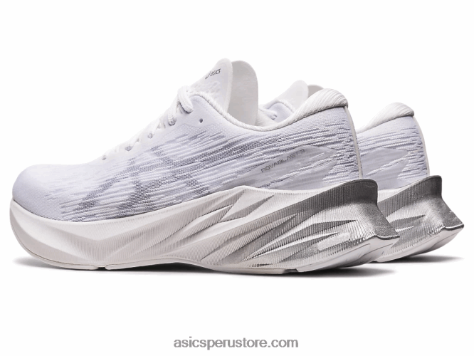 RPVB2405 blanco/gris piedmont Asics novablasto 3