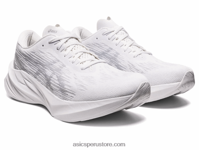 RPVB402 blanco/gris piedmont Asics novablasto 3