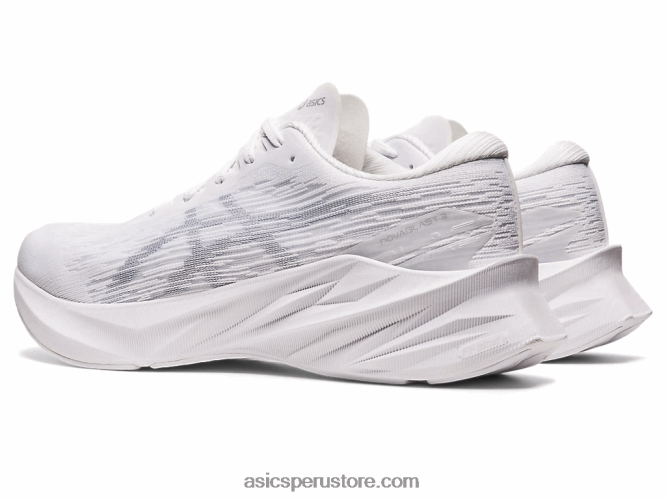 RPVB402 blanco/gris piedmont Asics novablasto 3