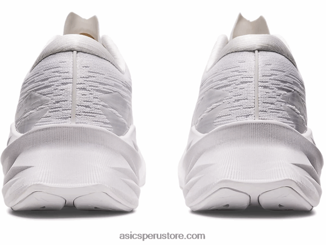 RPVB402 blanco/gris piedmont Asics novablasto 3