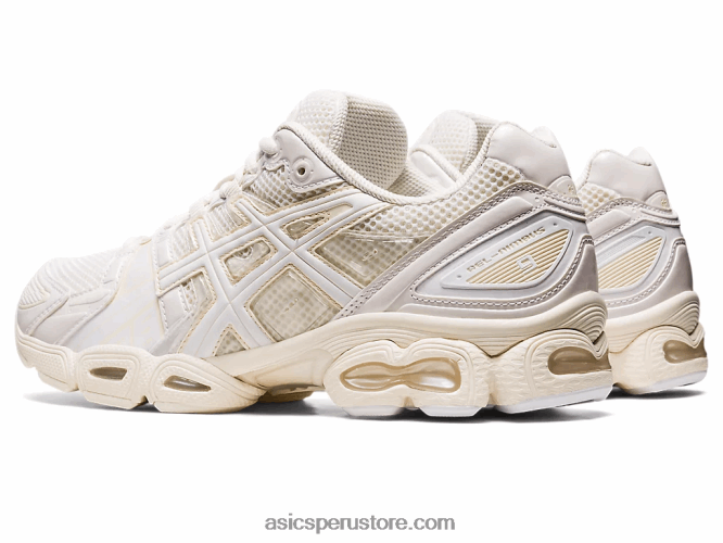 RPVB696 blanco crema Asics jessica gonsalves gel-nimbus 9