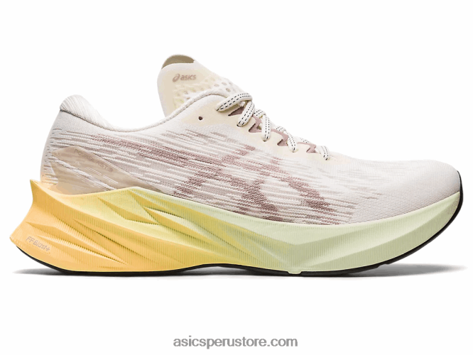 RPVB2870 crema/cervatillo Asics novablasto 3